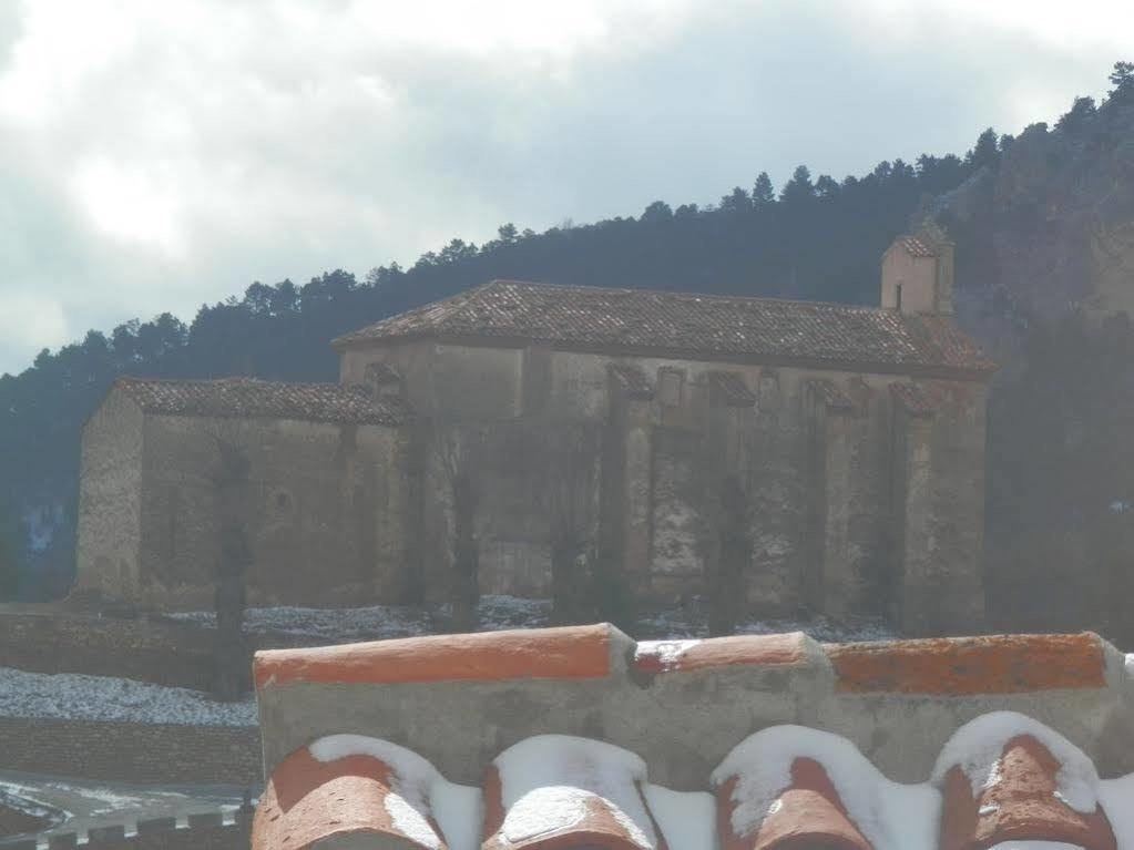 Hostal El Portalico Linares de Mora Buitenkant foto